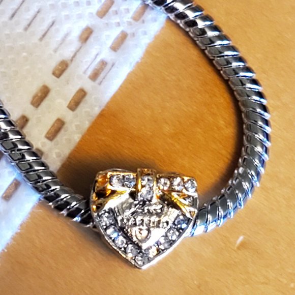 7.5" Stainless Steel Bracelet Just Married Charm - Picture 1 of 4